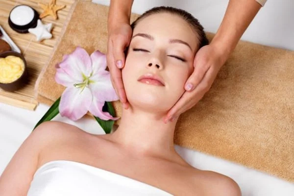 Maison de Jolie Spa – Tuyển Nhân Viên Massage Trị Liệu