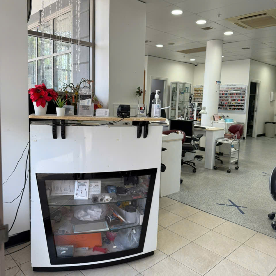 SANG SHOP NAIL – VỊ TRÍ ĐẮC ĐỊA, DOANH THU ỔN ĐỊNH