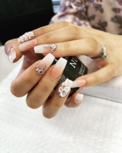 Shop nail tại Belmont tuyển thợ tay chân nước lâu dài - Ảnh 1