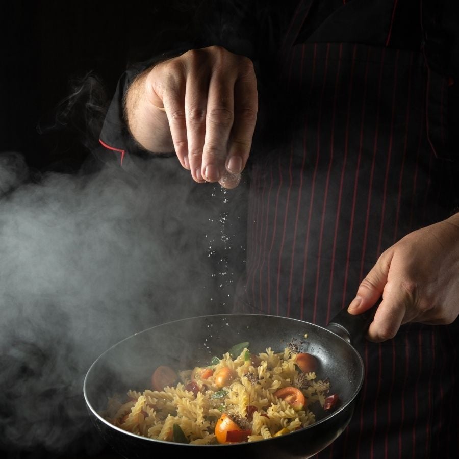 SHOP TAKEAWAY – MORAYFIELD SHOPPING CENTRE CẦN TUYỂN NHÂN VIÊN NAM PHỤ BẾP