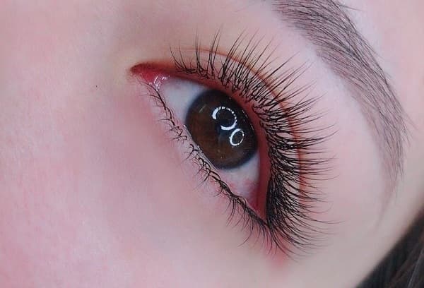 Shop vùng Melton tuyển thợ mi cứng (biết nails) và thợ bột biết design